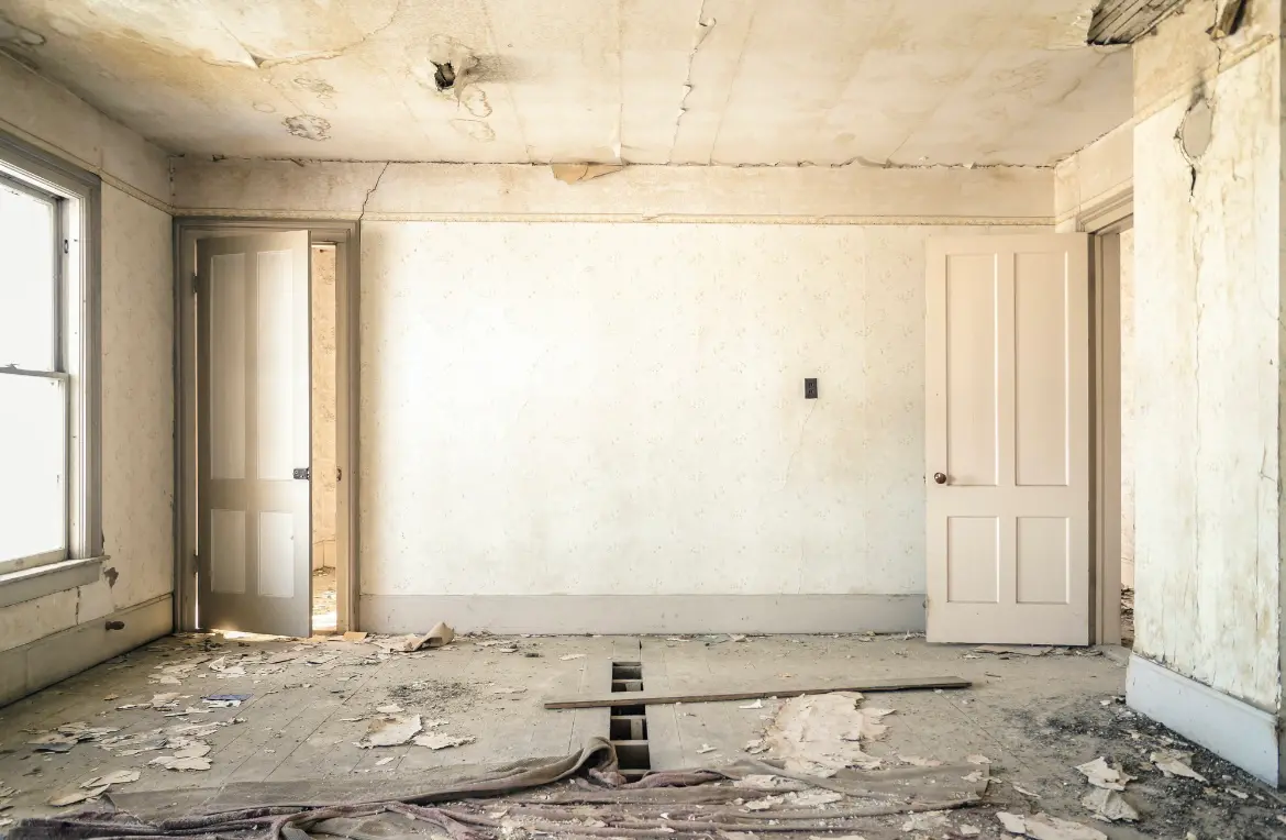 Waste disposal crew managing a cleanout project in Torrington